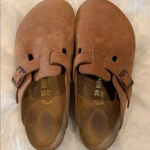 Birkenstock’s Boston Clogs cognac/mink